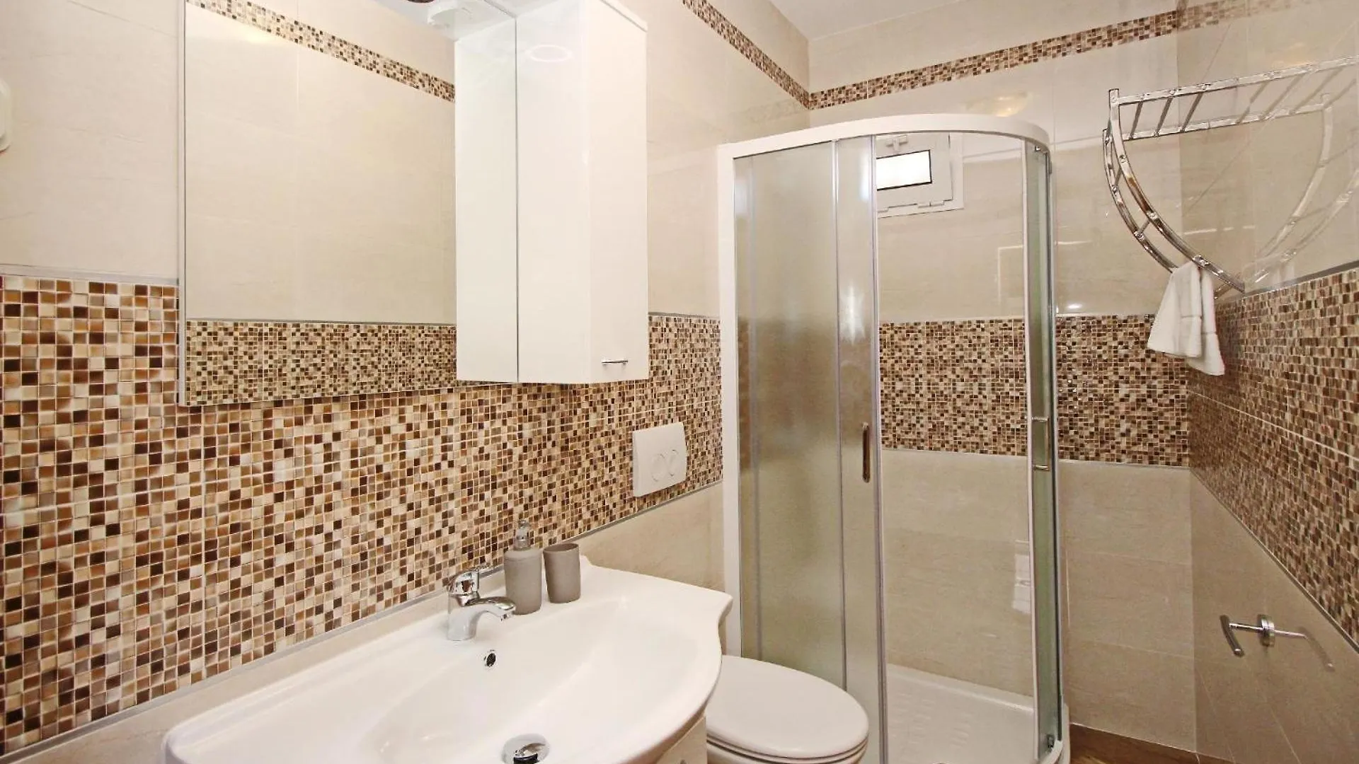 Apartment Gemuetliches Appartement In Baska Mit Eigenem Balkon